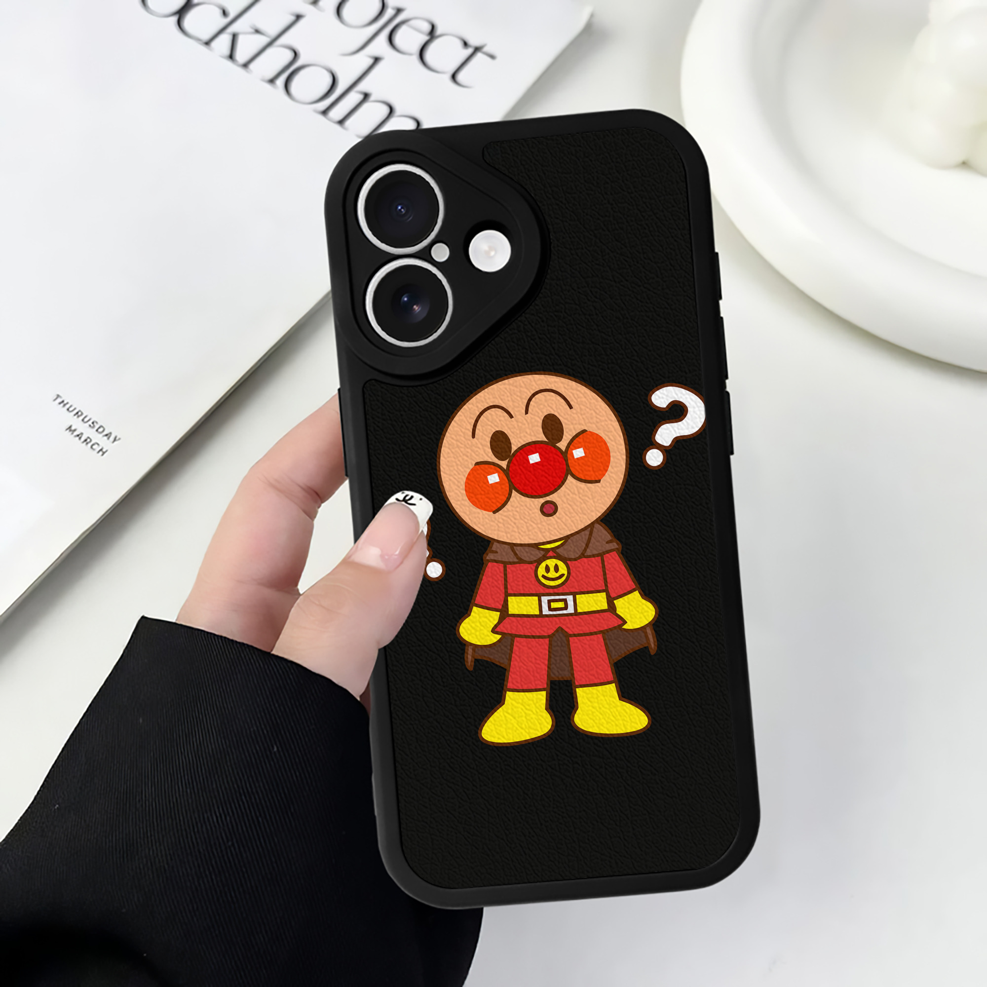 （画像用） アンパンマン Anpanman 【iPhone 16シリーズ対応】シリコンスマホケース（レザー調） 材質：シリコン